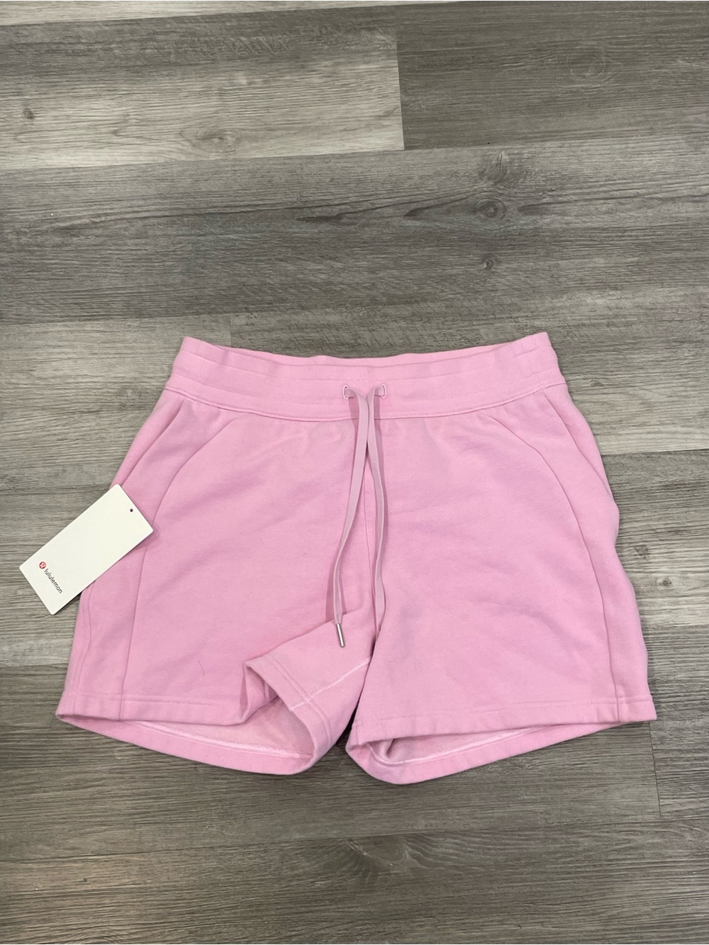 Lululemon scuba high rise 5’ inseam